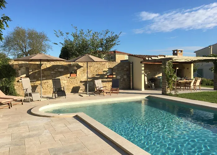 Gornje Baredine 12 *