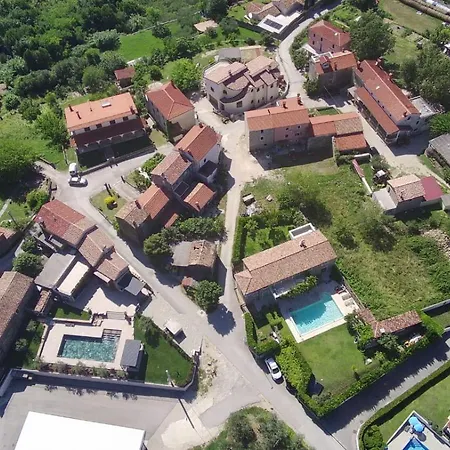 Gornje Baredine 12 Villa